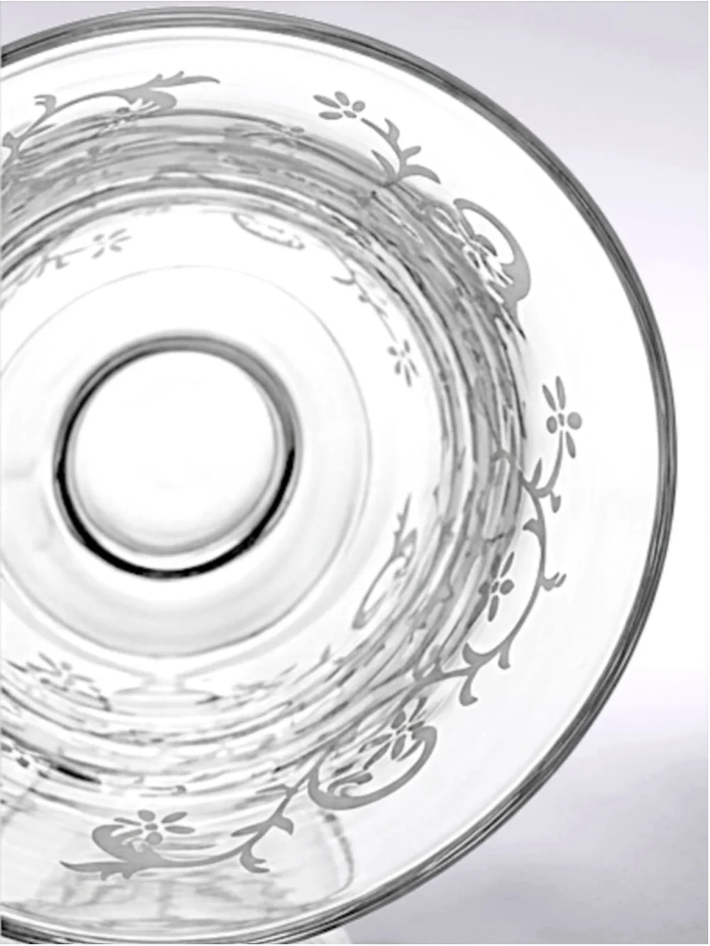 Flared Frosted Etched Footed Vase – 10” Elegant Crystal-Style Design